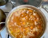 A picture of step 10 of Суп гороховый с копчёностями.