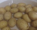 Foto del paso 1 de la receta: Papines "rotos"
