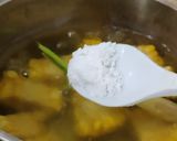 Foto langkah ke 3 dari resep Sayur Bening Daun Kelor.