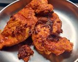 फ्राइड चिकन ब्रेस्ट... सुके चिकन.. (chicken breast sukhe chicken recipe in marathi) रेसिपी स्टेप 4 फोटो 