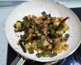 A picture of step 9 of Bhindi aloo ki dry sabzi.