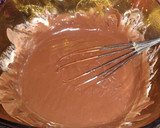 Foto del paso 12 de la receta: Browniecoco relleno de mermelada de fresa con cobertura de choco