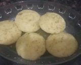 A picture of step 3 of Moong dal dhokla chat.