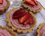 صورة لخطوة 4 من وصفة تارتليت بكريمة الفراولة 🍓