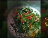 A picture of step 5 of Fried rice with spinach and pineapple.