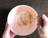 A picture of step 1 of Scrambled eggs.