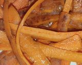 A picture of step 4 of Carrot Peel Crispy Crunchy Chips 🥕😋.