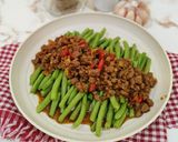 Foto langkah ke 8 dari resep Tumis Baby Buncis Singapore.