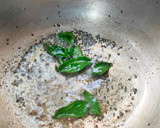 સૂકી તુવેરનુ શાક (Sooki Tuvernu Shak Recipe in Gujarati) રેસીપી સ્ટેપ1ફોટો