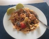 A picture of step 4 of Salmon pasta with tomato sauce 🎏.