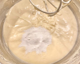 Foto del paso 5 de la receta: Pastel con cobertura de coco y leche condensada