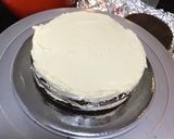 صورة لخطوة 8 من وصفة تورتة جنواز الشوكولاتة بكريمة الزبدة 🎂