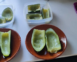 Foto del paso 1 de la receta: Calabacín relleno de salami
