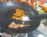 A picture of step 8 of Low-Fat Chicken Satay Skewers.
