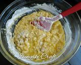 A picture of step 4 of Banana muffins #bakingfor kids.