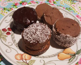 Foto del paso 8 de la receta: Alfajores de chocolate y nuez al café. ¡Bañados!