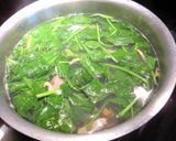 A picture of step 6 of Spinach and Pork Liver Soup.