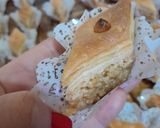 A picture of step 5 of Baklava with Peanuts.