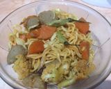 Foto langkah ke 5 dari resep Cap cai indomie hype ayam geprek.