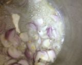 A picture of step 2 of Dry peas aloo masala sandwich.