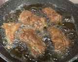 Foto langkah ke 5 dari resep Iga Babi Goreng.