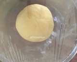 Foto langkah ke 4 dari resep Donat Labu Kuning, lembut.