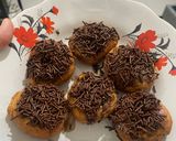 Foto langkah ke 4 dari resep Donat Meses Coklat.