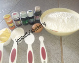 A picture of step 1 of Colourful twisted cookies.