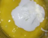 A picture of step 3 of Mango shake.