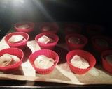Foto del paso 6 de la receta: Muffins de Cacao con glasé de Yogur, Nueces y Azafrán
