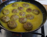 Foto del paso 4 de la receta: Salsa de azafrán para albóndigas