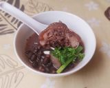 Hình bước làm 3 của món Đuôi HEO hầm đậu đen