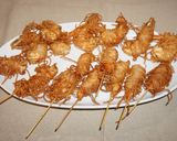 A picture of step 5 of Fried Shrimp Wrapped in Rice Noodles.