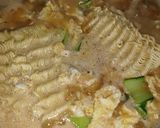 Foto langkah ke 3 dari resep Mie Tek Tek Kuah Instan.
