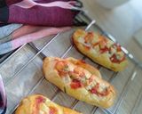 Foto langkah ke 4 dari resep Roti Kepang Sosis.