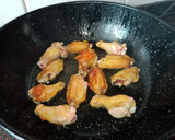 Foto del paso 1 de la receta: Arroz a la cerveza con alitas de pollo