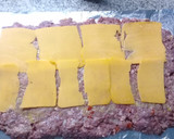 Foto del paso 4 de la receta: Pan de carne relleno de cheddar