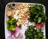 A picture of step 1 of Green paneer parcel.