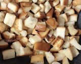 Hình bước làm 3 của món Bánh mì bơ sữa đường