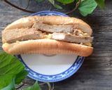 Hình bước làm 2 của món Bánh mì trứng, chả cá