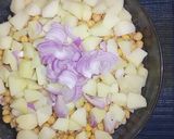 A picture of step 2 of Dahi Phulki+Papri Chana Chat 😋😋😋.
