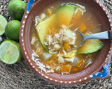 Foto del paso 5 de la receta: Caldo tlalpeño con pollo y garbanzos