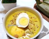 Foto langkah ke 6 dari resep Opor Ayam Telur Kuah Kuning.