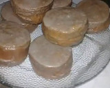 Foto del paso 8 de la receta: Alfajores marplatenses y con baño de azúcar!!!🍫🍫