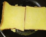 Foto langkah ke 3 dari resep Omelet Roti simpel.