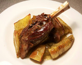 Foto del paso 23 de la receta: Paletilla de cordero al horno, con ajos y romero fresco