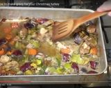 A picture of step 2 of Turkey Gravy.