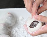 Foto del paso 7 de la receta: Daifuku de fresa al microondas (いちご大福) 🍡🍓【Dulce japonés】