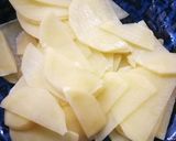 Fokhagymás krumpli 🥔 recept fázis 1 fotója