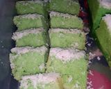 Foto langkah ke 4 dari resep Putu Ayu Kukus Loyang No Mixer.